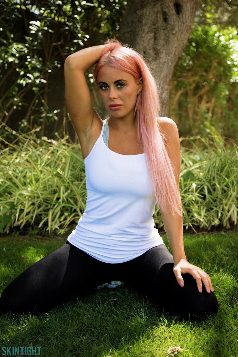 Нина, 25 лет, 0 размер груди